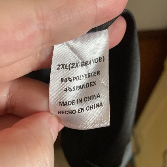 NWOT Fashion Nova Satin-Like Dress - Picture 4 of 6